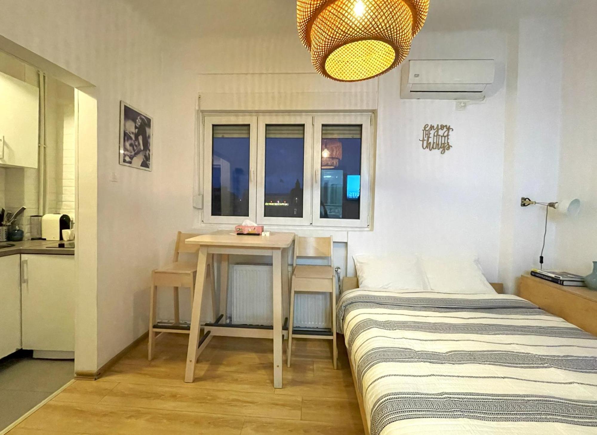 Rooftop In The Heart Of W Netflix Apartamento *